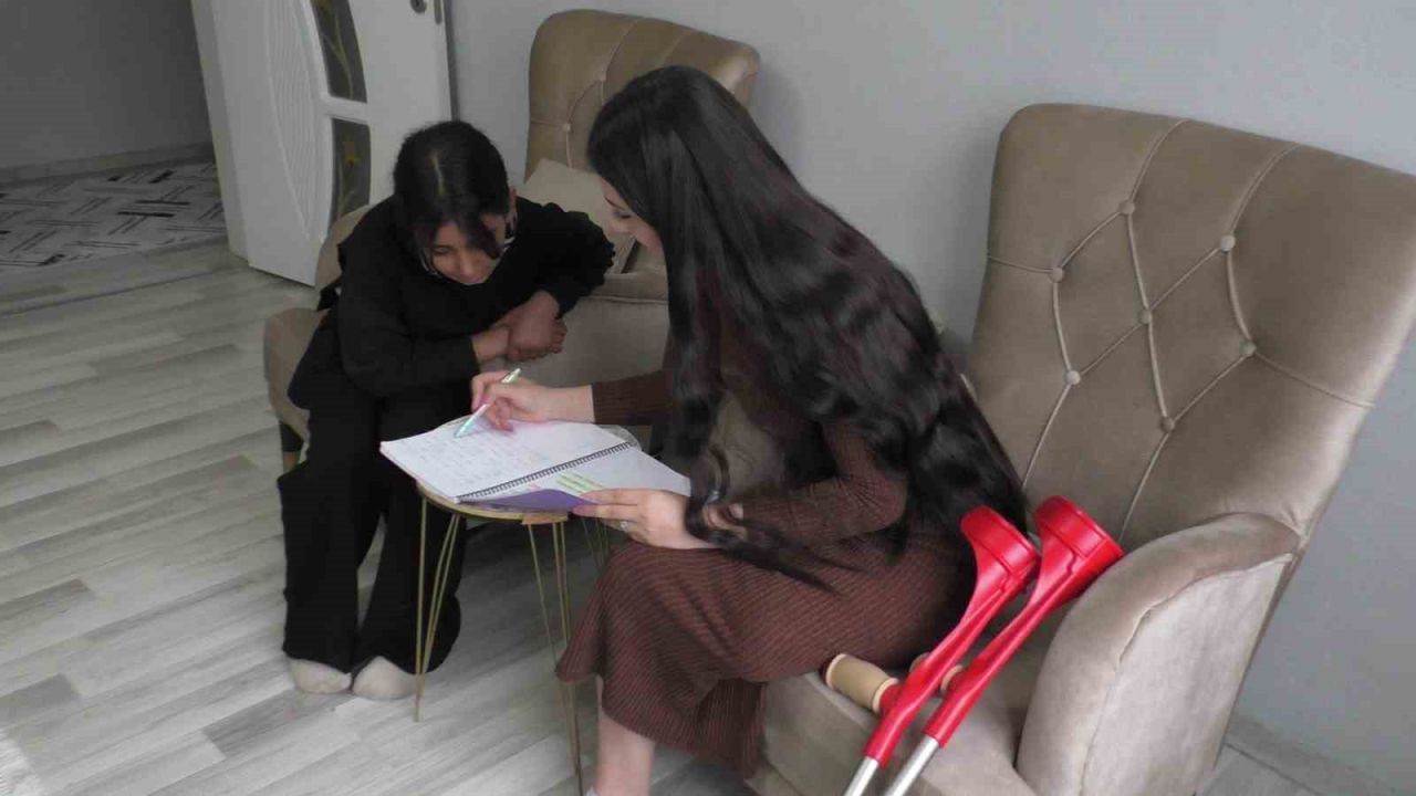 Bitlisli genç kız hayata iki kez tutundu, şimdi adım atmak istiyor