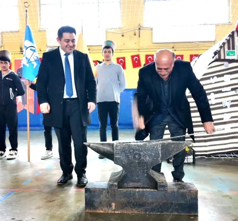 Şenkaya’da ‘Türk dünyası ve toplulukları’ haftası kutlandı