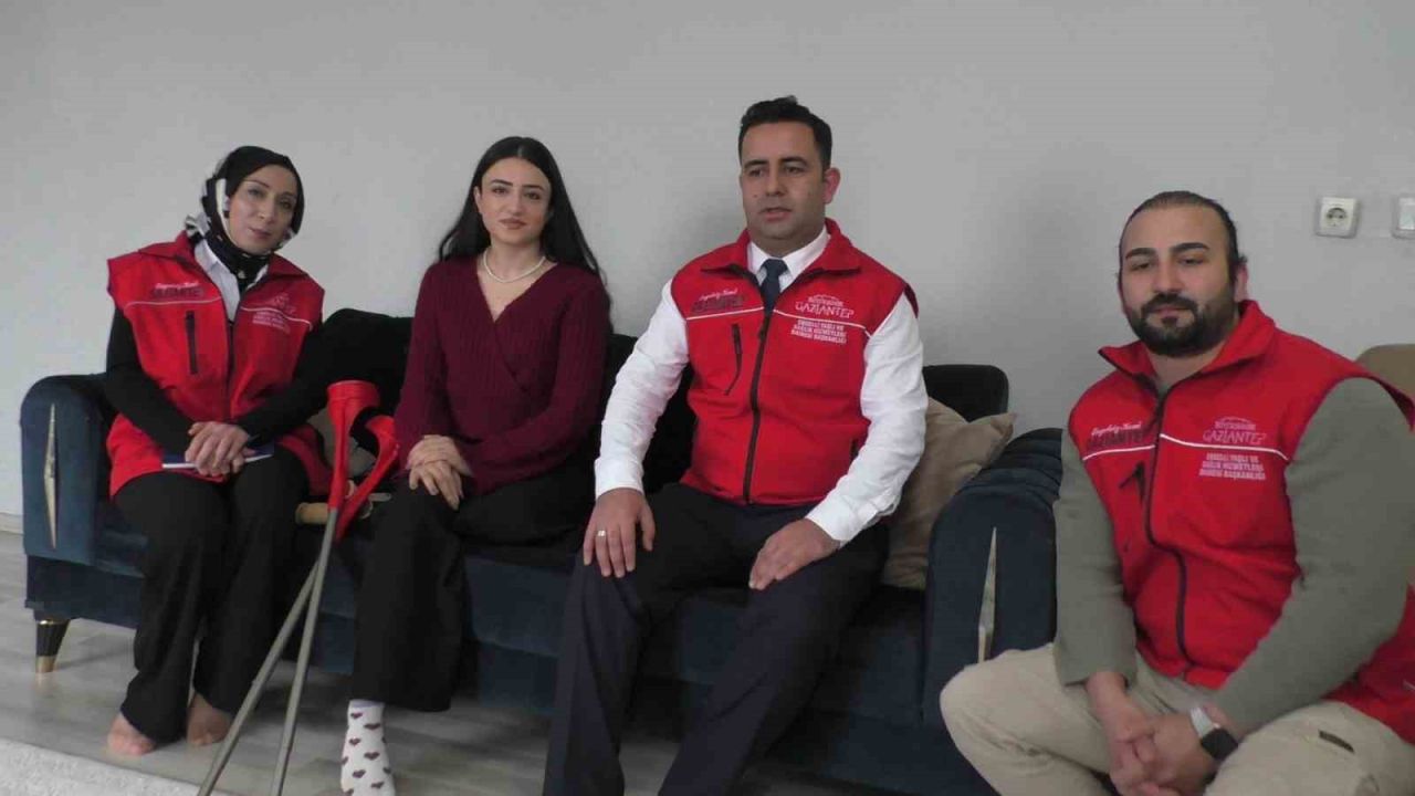 Bitlis'te Protez bekleyen Tatvanlı Şevin’e Fatma Şahin’den destek