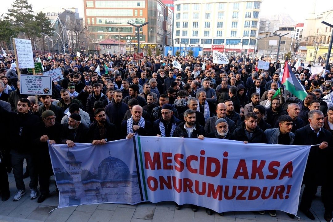 Van’da İsrail zulmüne karşı ortak tepki