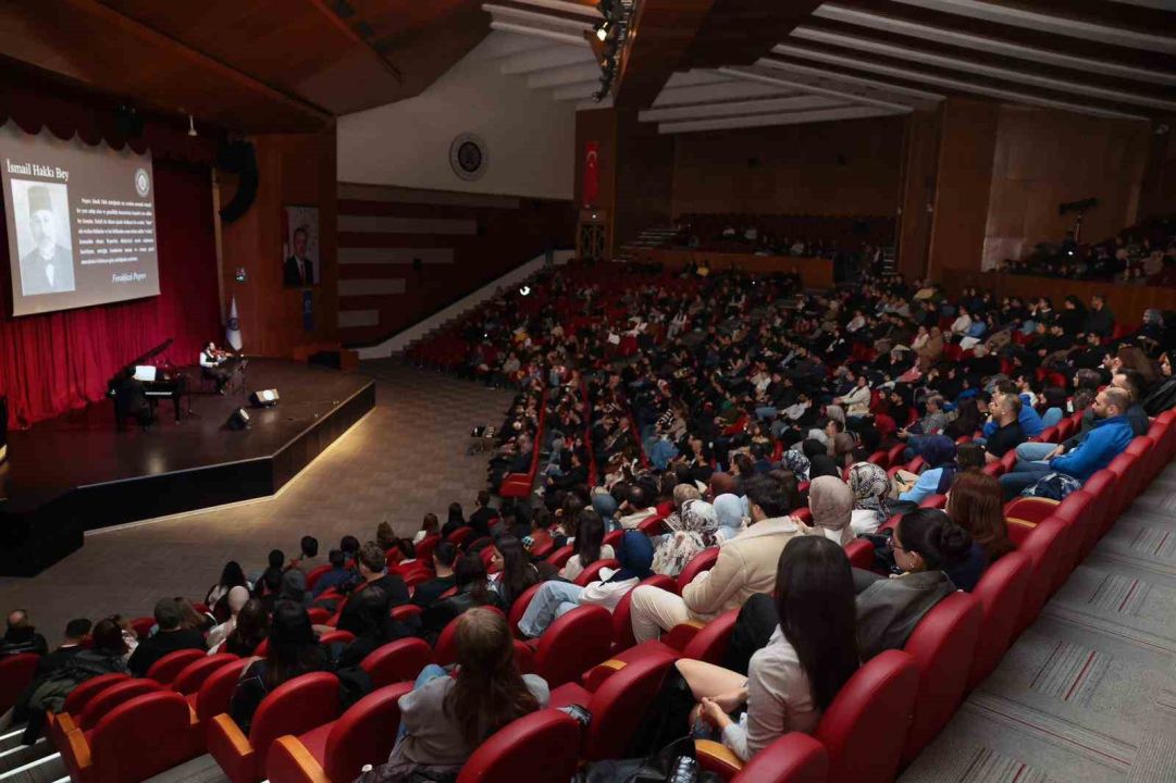 Erzurum'da "Türk Müziği Saz Eserleri Piyano & Keman Konseri"