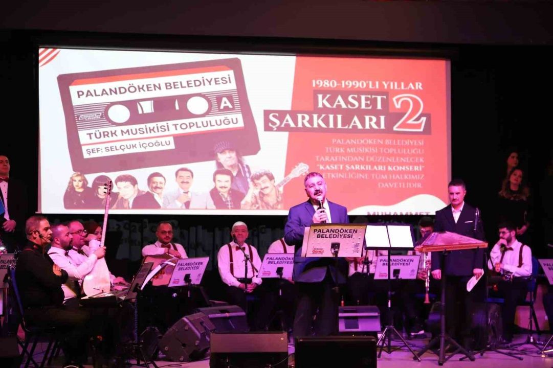 Erzurum Palandöken’de "Kaset şarkıları" konseri yoğun ilgi gördü