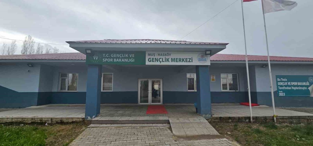 Muş'un Hasköy ilçesinde gençler filografi sanatıyla hem hobi ediniyor hem meslek öğreniyor