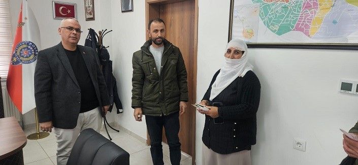 Muş'ta insanlık dersi: Para dolu cüzdan sahibine teslim edildi