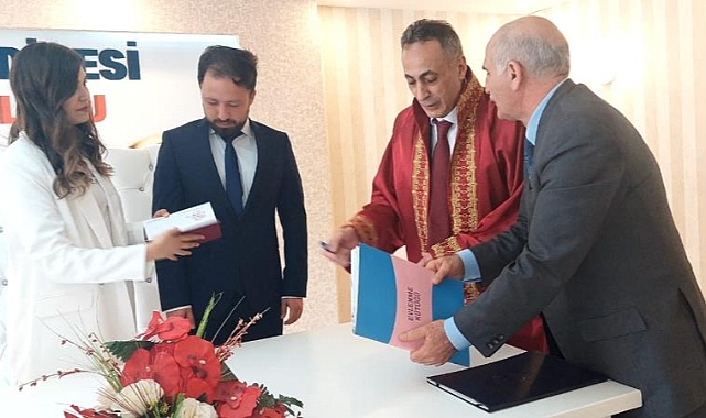 Ağrı Belediye Başkanı Karadoğan, ilk defa nikah kıydı