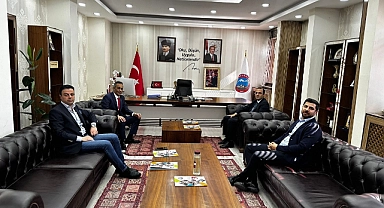 Ağrı Vali Vekili Bülent Şimşek'ten Başkan Karadoğan'a tebrik ziyareti