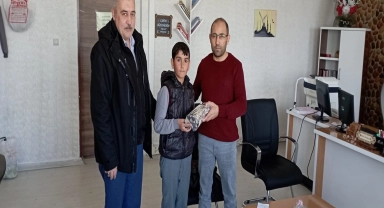 Ağrı'da siyer sınavında dereceye giren yarışmacılara ödülleri verildi
