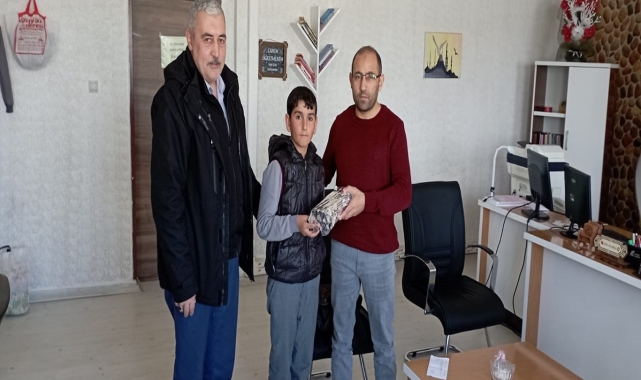 Ağrı'da siyer sınavında dereceye giren yarışmacılara ödülleri verildi