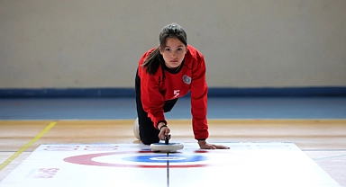 AİÇÜ Ev Sahipliğinde Floor Curling Grup Müsabakaları Başladı