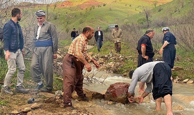 Derecik'te yağış birçok köyü susuz bıraktı
