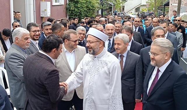 Diyanet İşleri Başkanı Erbaş, Tekirdağ'da Gençlik Merkezi açılışına katıldı