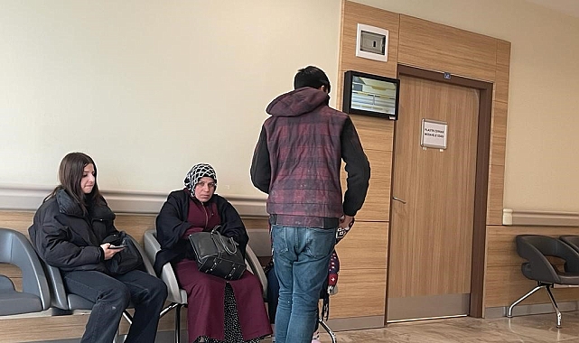 Erzurum şehir hastanesi dilencilerin uğrak yeri oldu