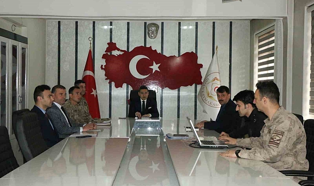Hizan'da 'Seçim Güvenliği Toplantısı' yapıldı