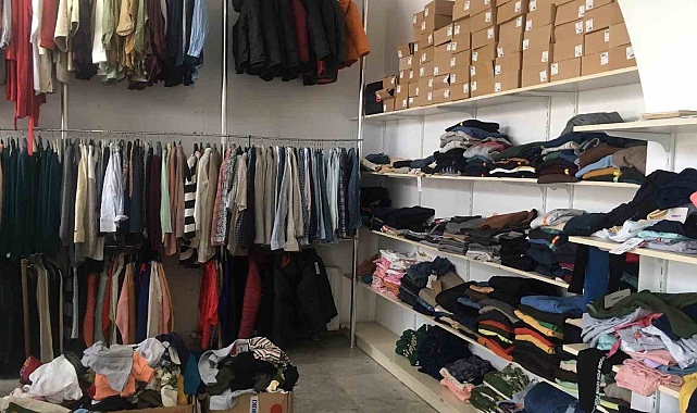 Kars Belediyesi'nden ihtiyaç sahiplerine destek sürüyor