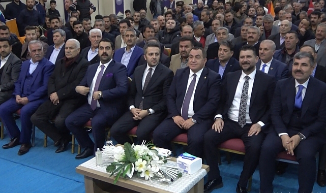 Muş'ta AK Parti milletvekili adayları tanıtım programı düzenledi