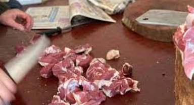 Patnos'ta kasaplar da bayram hareketliliği