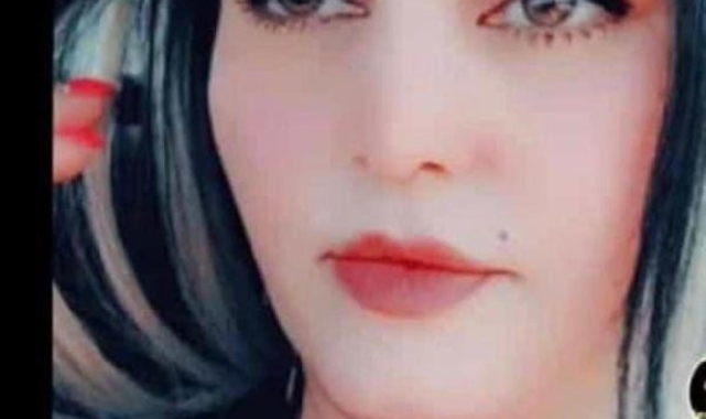 Ticari taksi ile otomobil kafa kafaya çarpıştı: 1 ölü, 4 yaralı