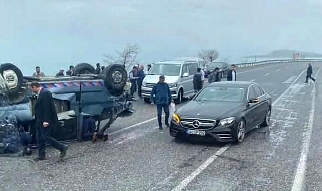 Erciş'te trafik kazası: 2 yaralı