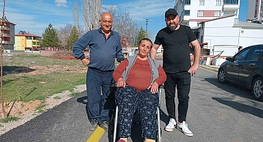 Vanlı Amcan'dan engelli aracı enkaz altında kalan depremzedeye yeni akülü araç