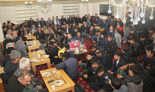 AK Parti teşkilatları Akyazı'da vatandaşlarla bir araya geldi