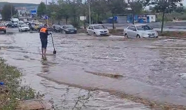 Bingöl'de sağanak yağış etkili oldu