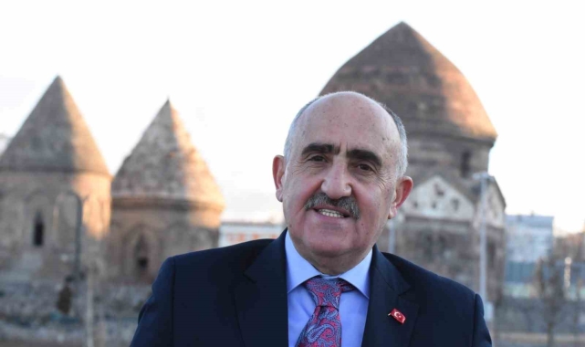 'Gençlerimiz bizim geleceğimizin teminatıdır'