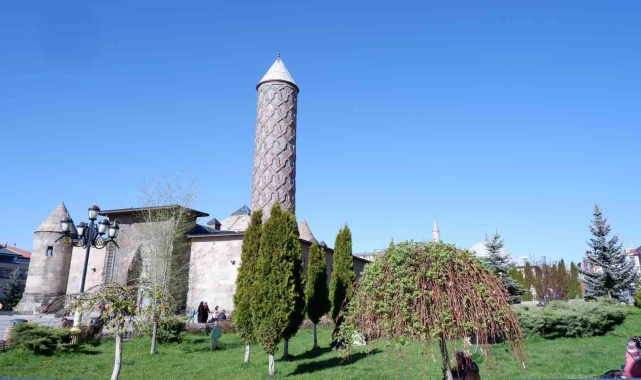 Hafta sonu yağışlar geri geliyor