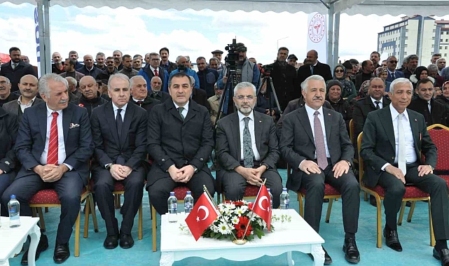 Kars'ta 500 yataklı Bölge Hastanesi'nin temeli atıldı