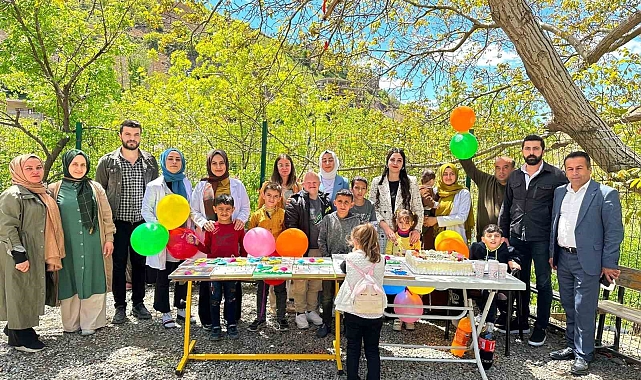 Meslek lisesi öğrencileri ailelerle buluşuyor