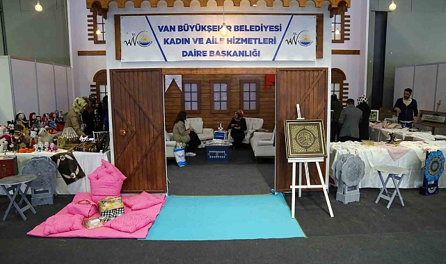 Van Büyükşehir Belediyesi 'Doğu Anadolu Tarım Hayvancılık ve Gıda Fuarı'nda yerini aldı