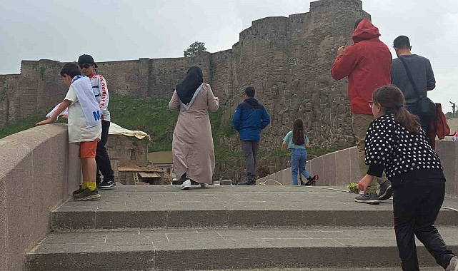 Van Gölü Aktivistleri Bitlis'in tarihi evlerini gezdi