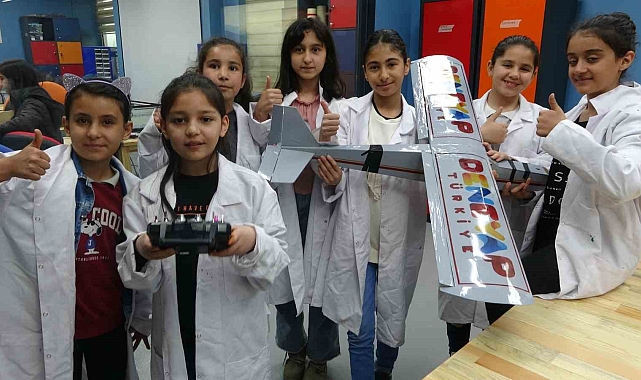 Yüksekovalı çocuklar deneyap atölyelerinde geleceğe hazırlanıyor