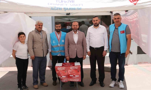 Ağrı'da kurban bağış standı kuruldu