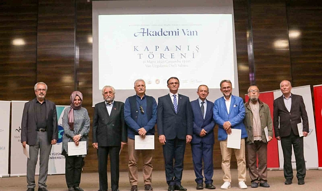 'Akademi Van' 400 Öğrenciye Eğitim Verildi