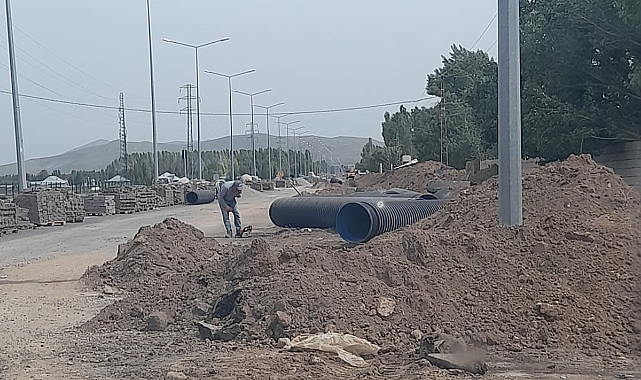 Patnos Devlet Hastanesi'nin yolları yapılıyor..!