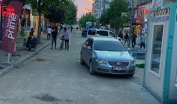 Patnos Kapalı Çarşı Trafiğe Açıldı
