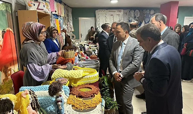 Patnos'ta "Hayat Boyu Öğrenme Şenliği” düzenlendi