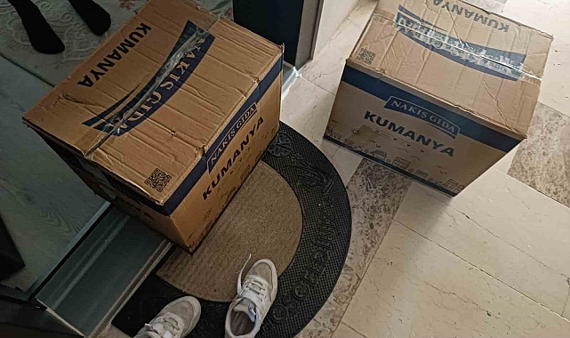 Yardımsever Vatandaştan Dar Gelirli Ailelere Gıda Yardımı...