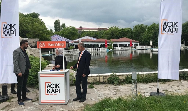 Kars'ta Açık Kapı'da sorunlar çözüm buluyor