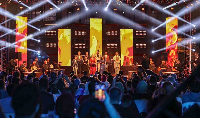 TRT sanatçıları Van da