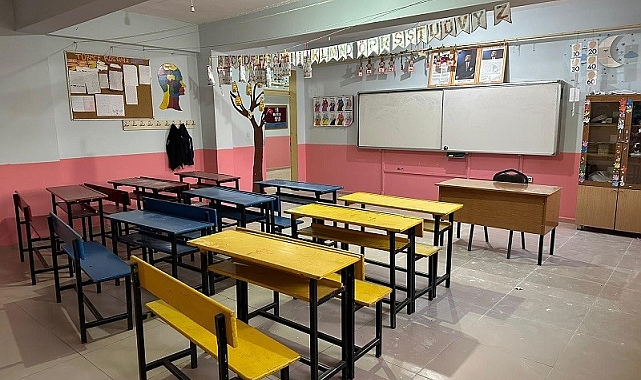 Fedakâr öğretmenler okulu eğitim öğretime hazırladı