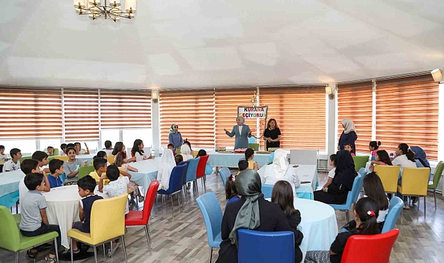Kur'an-ı Kerim'e geçen öğrenciler için program düzenlendi