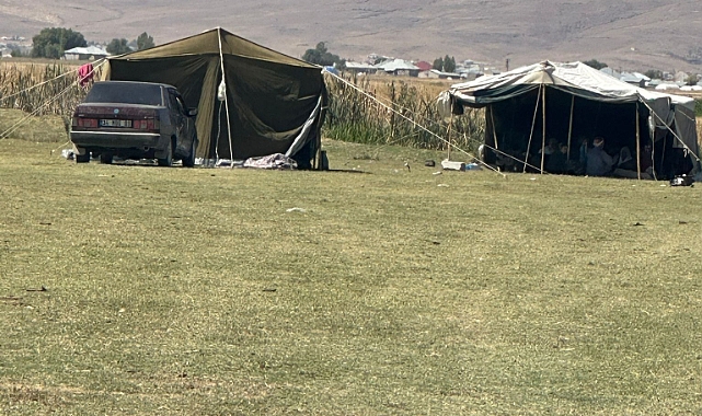 Siirt’in kavurucu sıcaklığından bunalan Koçerler Patnos’un serin yaylalarına ulaştı…