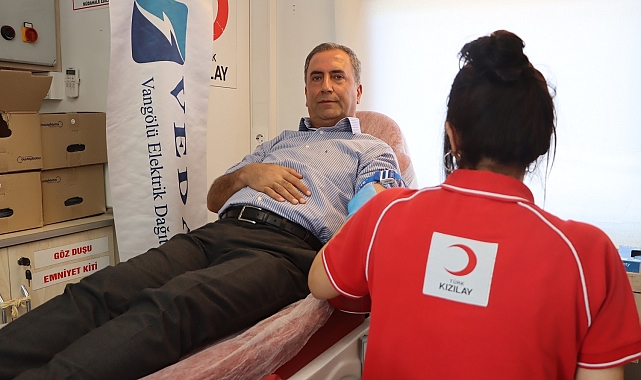VEDAŞ çalışanlarından kan bağışı