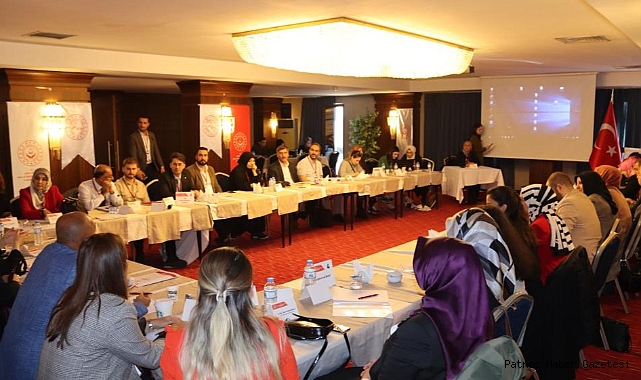 Ağrı’da aile, eşitlik ve adalet için “Aile Çalıştayı” düzenlendi…
