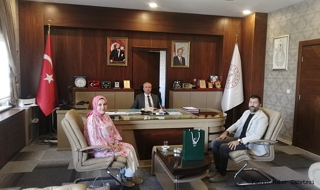 Ağrı İl Milli Eğitim Müdürü Hasan Kökrek, Yeşilay Ağrı Şube Başkanı Cihangir Aslan'ı ağırladı