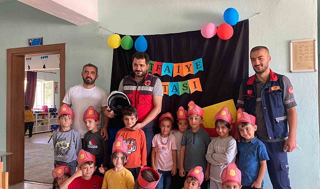 Anaokul öğrencilerine itfaiye birimi tanıtıldı
