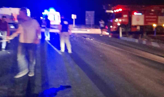 Hakkari-Van kara yolunda trafik kazası: 10 yaralı