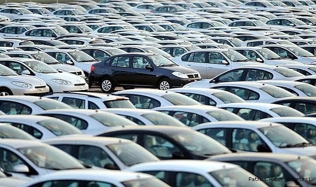 İkinci el otomobilde fiyatlar çakıldı.