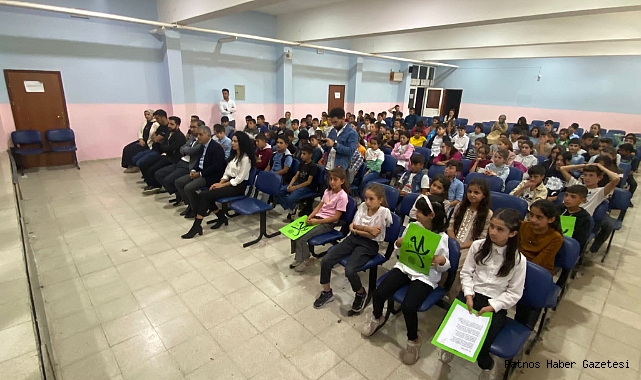 Patnos İlçe Müftülüğü Gençlik Koordinatörlüğü Mevlid-i Nebi Haftası münasebetiyle Konferans düzenledi.